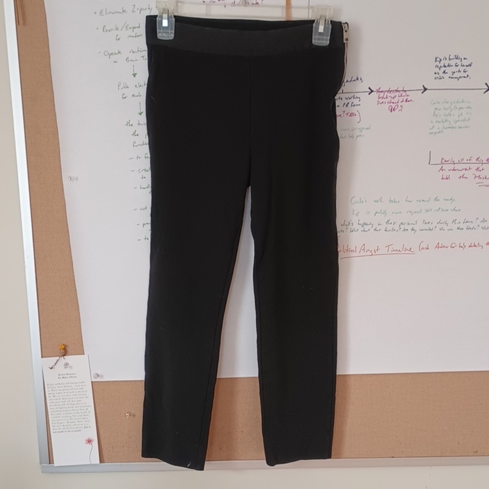 Black Cropped Leggings